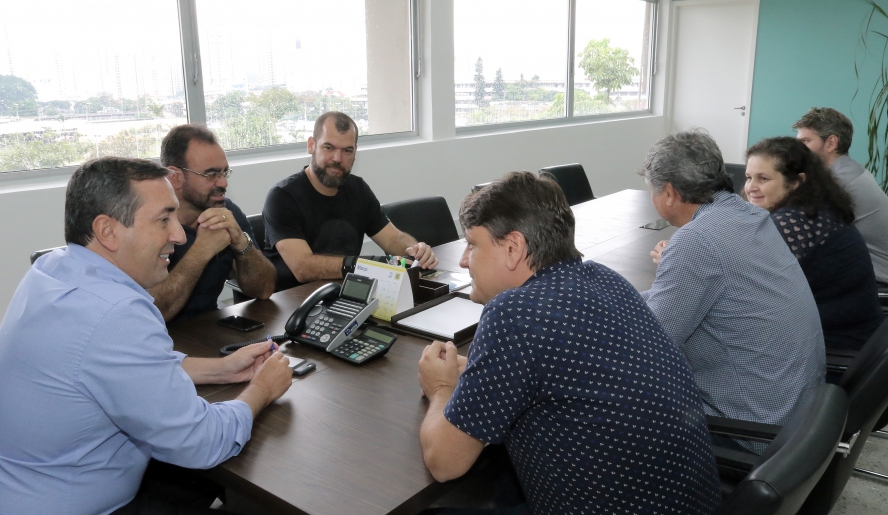 O prefeito Marcus Melo recebeu o chefe do executivo de Fernandópolis e destacou a importância de compartilhar experiências entre os municípios. (Foto: Ney Sarmento/PMMC)