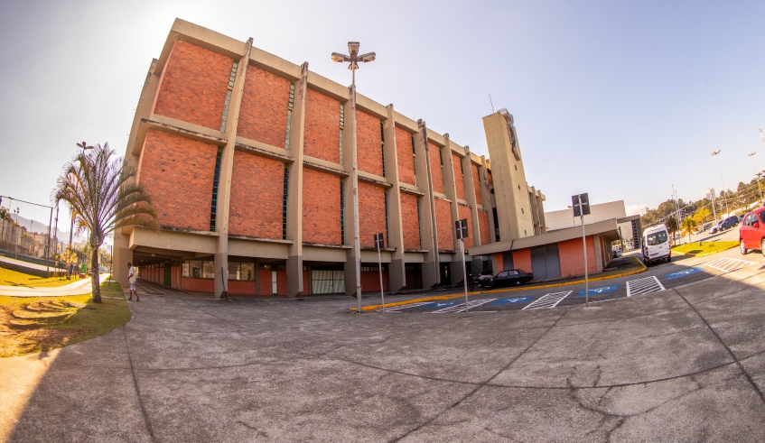 Ginásio Municipal de Esportes Professor Hugo Ramos recebe as disputas do basquete nos Jogos Abertos da Juventude, em Mogi das Cruzes (Divulgação/PMMC)
