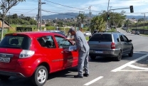 Operação Carnaval leva orientações sobre comportamento seguro no trânsito da cidade e rodovias